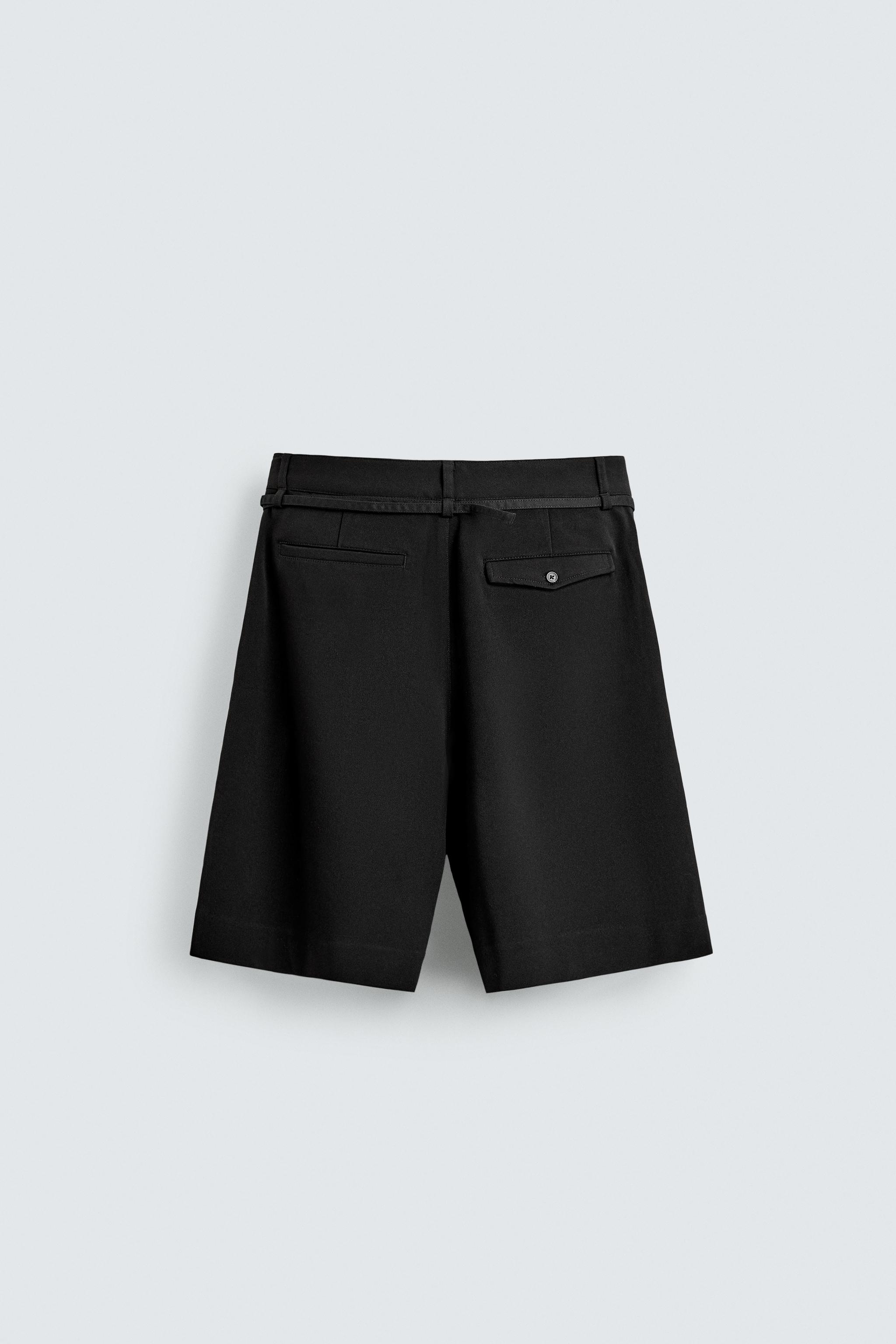 BELTED PLEATED RELAXED FIT SHORTS